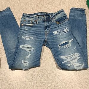 American eagle ripped skinny blue jeans.